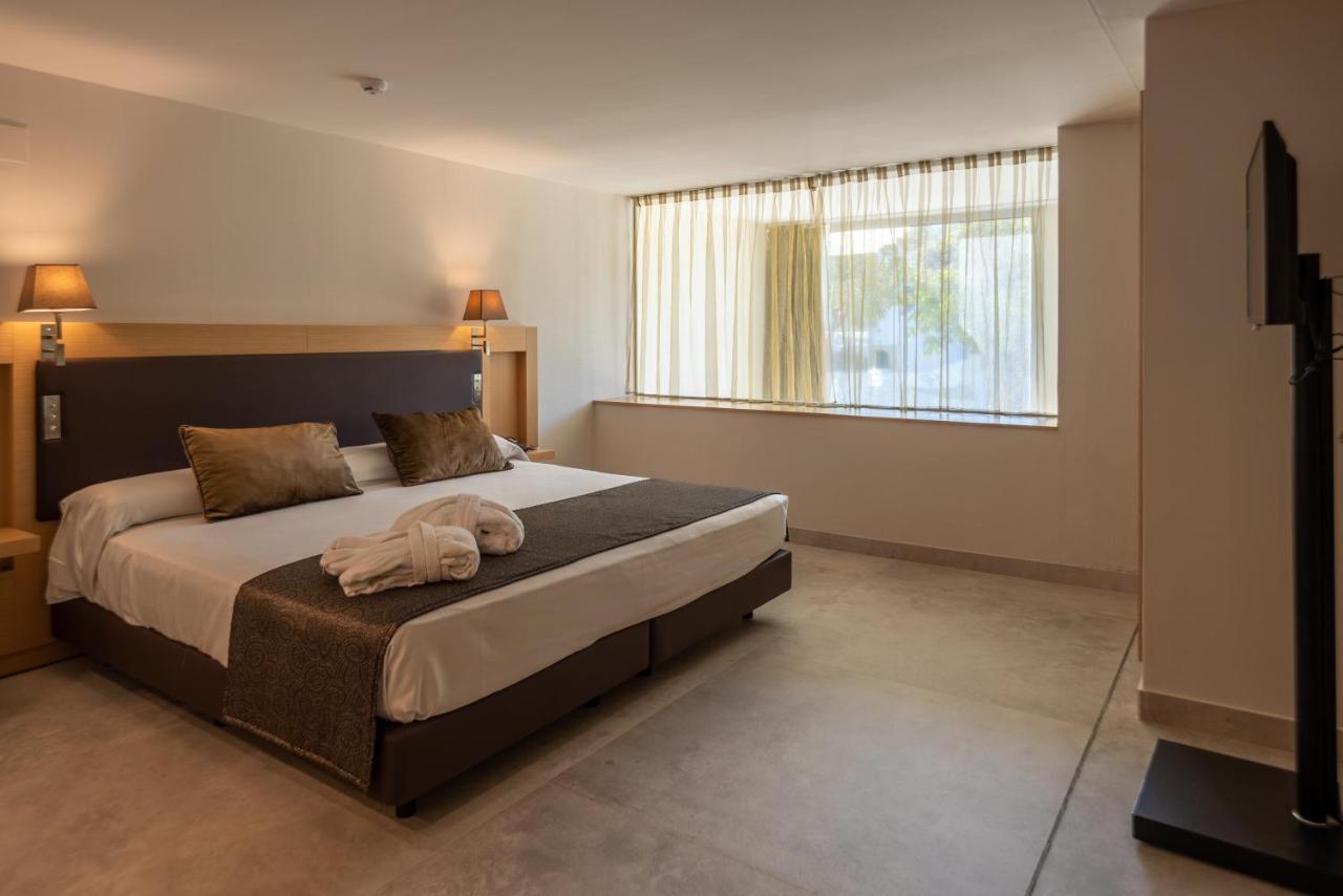 לה פינדה Gran Palas Hotel - Spa Incluido מראה חיצוני תמונה A room at the hotel