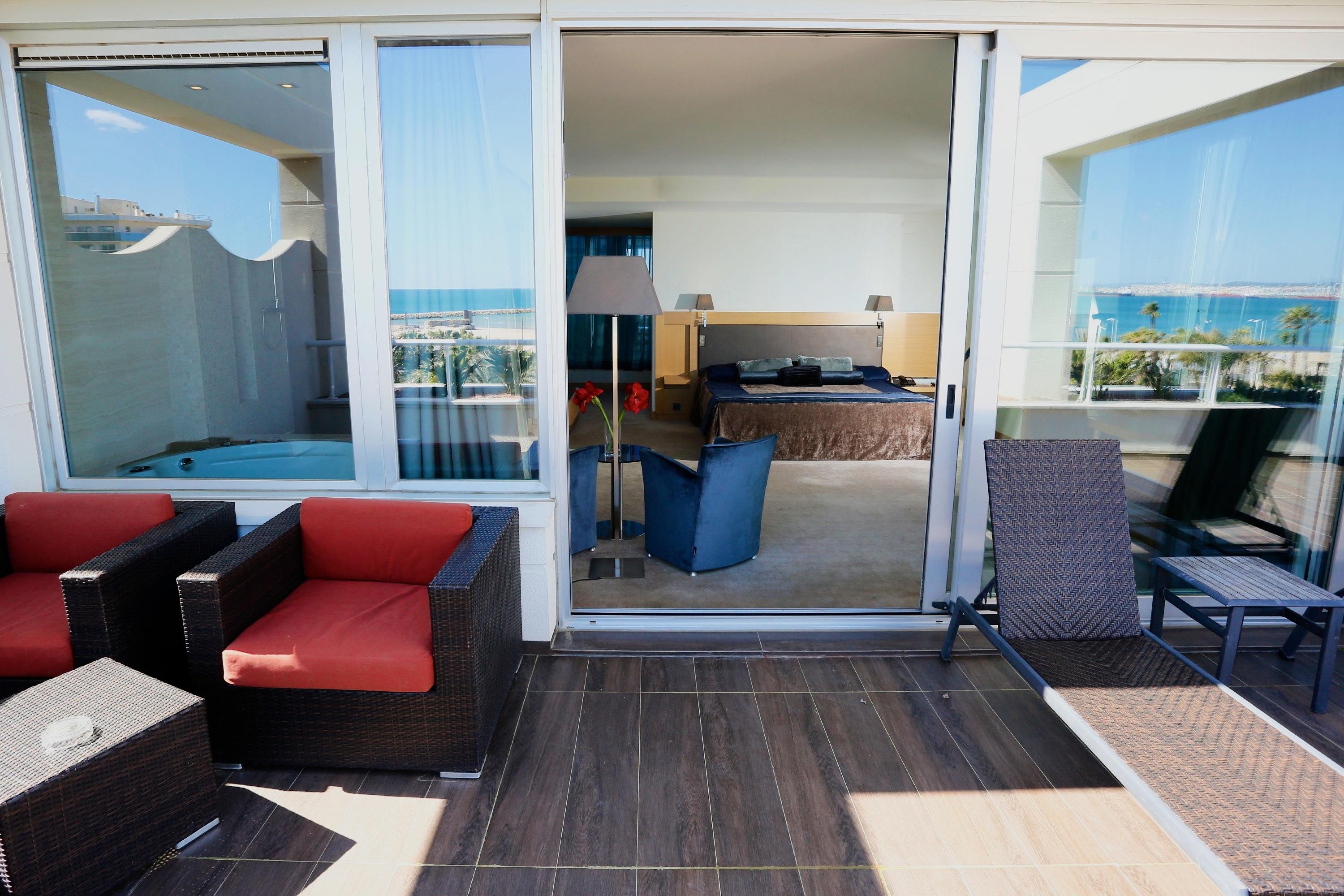 לה פינדה Gran Palas Hotel - Spa Incluido מראה חיצוני תמונה A sliding door