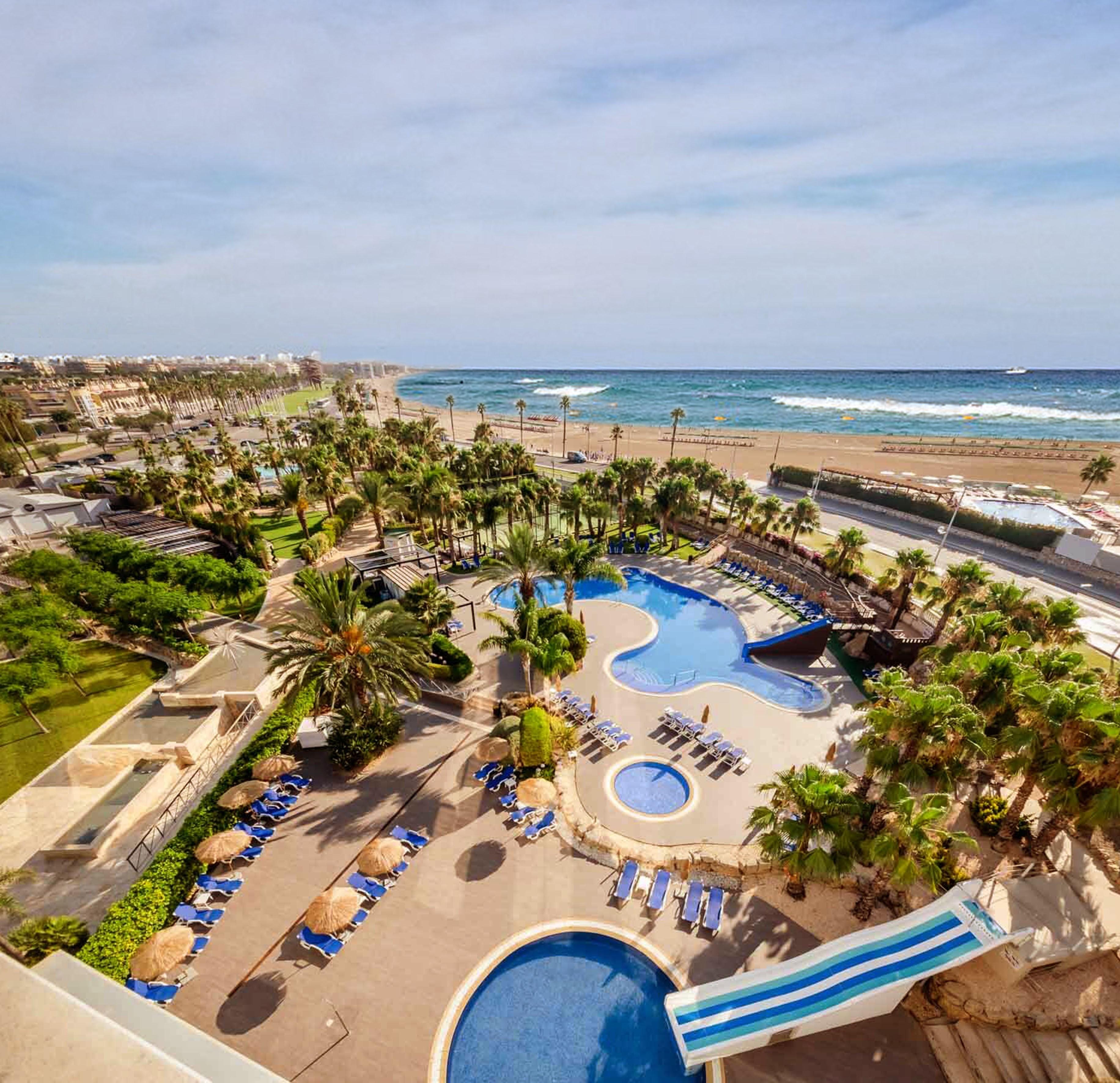 לה פינדה Gran Palas Hotel - Spa Incluido מראה חיצוני תמונה Aerial view of the hotel