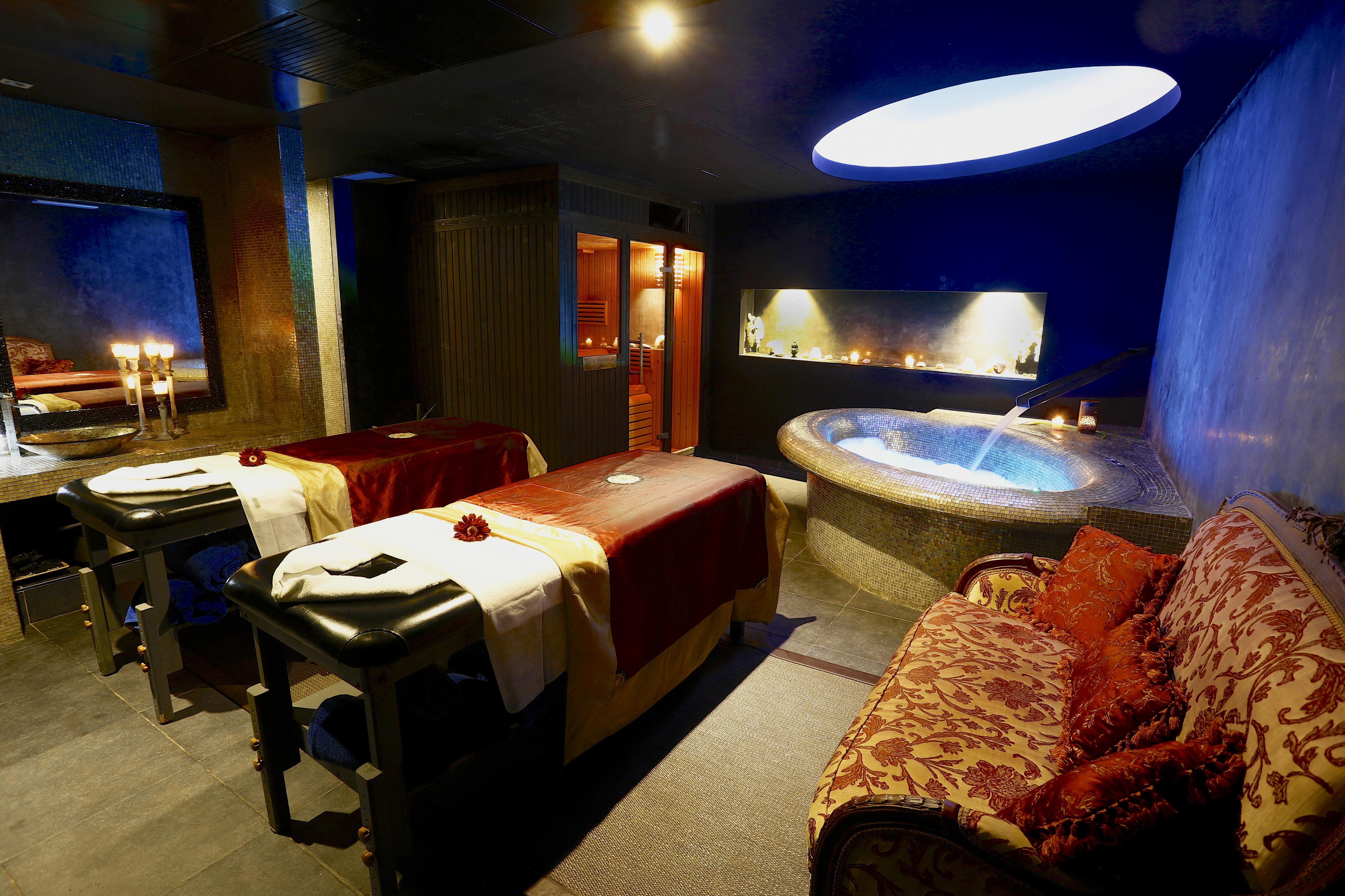 לה פינדה Gran Palas Hotel - Spa Incluido מראה חיצוני תמונה A spa in a hotel